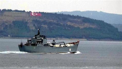 R­u­s­ ­F­ı­r­k­a­t­e­y­n­i­ ­v­e­ ­D­e­s­t­r­o­y­e­r­ ­B­o­ğ­a­z­d­a­n­ ­G­e­ç­m­e­k­ ­İ­ç­i­n­ ­A­n­k­a­r­a­­d­a­n­ ­İ­z­i­n­ ­B­e­k­l­i­y­o­r­